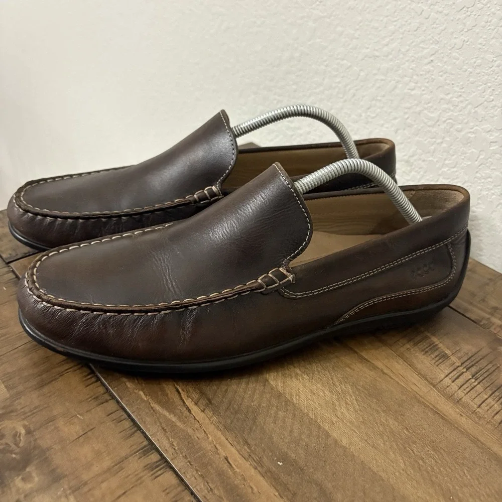 Ecco Mens US 10-10.5 EU 44 Genuine Brown Leather Moc Toe Slip On Driving Loafers